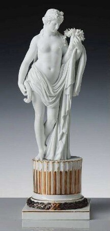 weibliche Figur mit Füllhorn