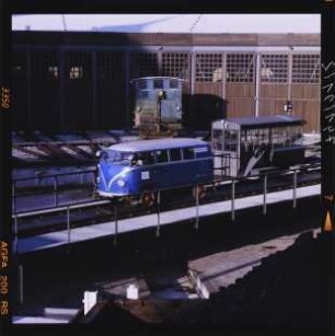 Kleinbus von Wolff Walsrode auf Schienen