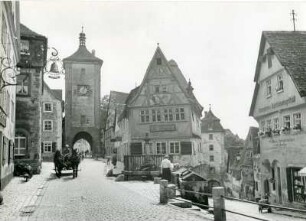 Rothenburg ob der Tauber. Stadtansicht. Blick auf das Klingentor.
