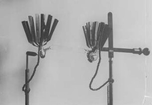 Quarz-Quecksilberbogenlampe für Bestrahlung mit ultraviolettem Licht, Sanitas : Technikgeschichte | Physik | Elektrizität | Elektromedizinische Apparate