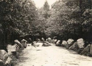 Hünengrab bei Klecken