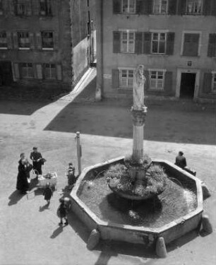Marktbrunnen : Hüfingen, Marktplatz. Marktbrunnen (1801/1900?)
