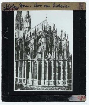 Köln, Dom : Außenansicht des Chores von SO