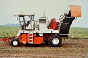 Selbstfahrender Rodelader KS-6 W