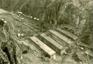 Staumauer, 1952-1956