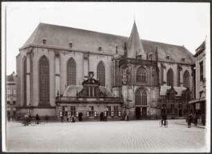 Zwolle, Niederlande. Sint-Michaëlskerk mit (Hoofdwache) Hauptwache