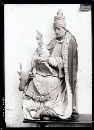 Kapelle; Heiliger Sylvester, Holzplastik