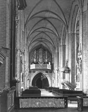 Chelmno / Culm (Polen), St. Marien, Inneres, nach Westen