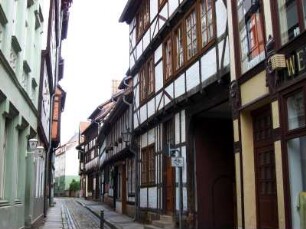 Quedlinburg: Fachwerkbauten in einer Seitenstraße