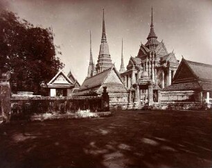 Eingang zu Wat Poh, dem Tempel des sterbenden Buddha.
