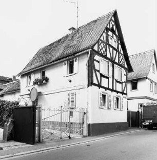 Bad Nauheim, Hauptstraße 76