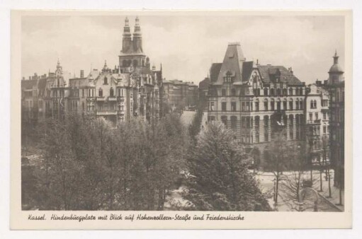 Kassel. Hindenburgplatz mit Blick auf Hohenzollern-Straße und Friedenskirche