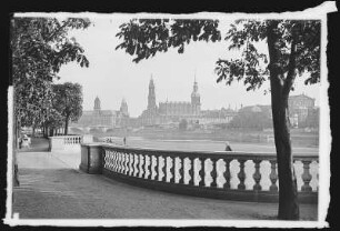 Dresden. Blick vom Dr.-Rudolf-Friedrichs-Ufer