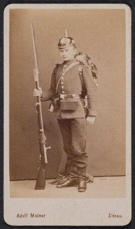 Porträt von Rudolph Roscher als Soldat : Porträt von Rudolph Roscher als Soldat. Visitfoto