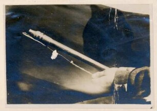 Foto der Zündung eines Flammenwerfers am Strahlrohr