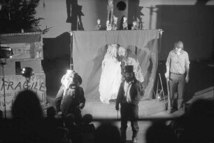 Gastspiel des New Yorker "Bread and Puppet Theatre" in Karlsruhe
