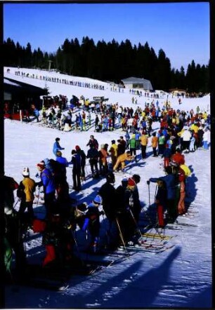Feldberg: Schlangen am Skilift