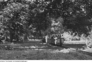 Dresden, Großer Garten. Pioniereisenbahn (Parkeisenbahn), 5. August 1952