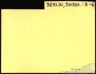 BERLIN: Diverses ANLAGE-GRÜNE