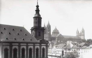 Worms, Dreifaltigkeitskirche : Worms. Dreifaltigkeitskirche. Teilansicht von Nordosten über den Neumarkt zum Dom