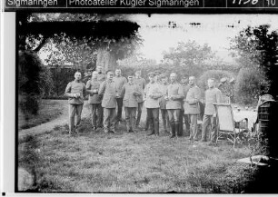 Generalmajor Heinrich von Maur und sein Stab