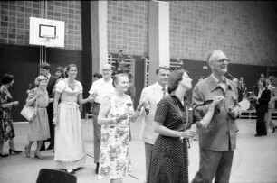 1979 Nobelpreisträgertagung Physik; Polonaise: Polonaise angeführt von Gräfin Sonja Bernadotte und Graf Lennart Bernadotte