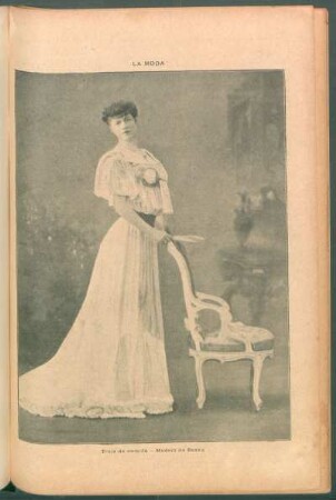 La moda - Traje de comida, modelo de Bazau - [Fotografía]
