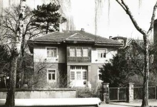 Dresden-Neustadt, Louis-Braille-Straße 2. Villa (um 1910). Straßenfront