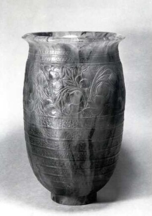 "Vase frise fruit feuille"