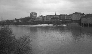 Mülheim: Ruhr von der Schlossbrücke