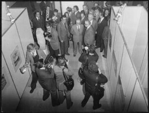 Konrad Wolf : Eröffnungsfeier der Akademie der Künste der DDR im Langenbeck-Virchow-Haus anlässlich der Einweihung des neuen Gebäudes