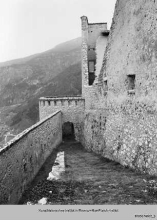 Castel Beseno, Besenello