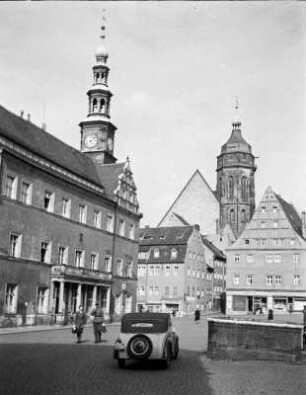 Marktplatz : Pirna. Marktplatz mit Blick zur Stadtkirche St. Marien
