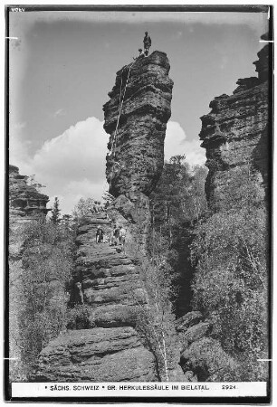 Sächsische Schweiz. Große Herkulessäule im Bielatal