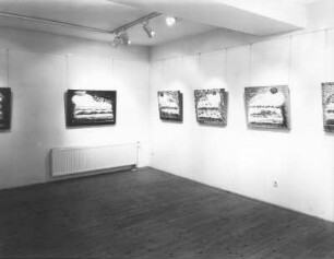 Tortenstück : Pulsnitz: Galerie im Geburtshaus Ernst Rietschels, Ausstellung Ansgar Skiba. Verlockungen und Zipora Rafaelov. Kern-Or vom 12.4. - 1.6.2008. Raumaufnahme mit den Gemälden "Tortenstück" von Ansgar Skiba