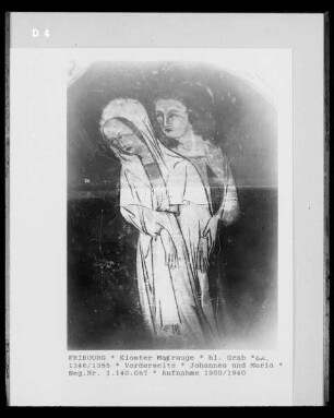 Kasten, Vorderseite, obere Zone: Johannes und Maria