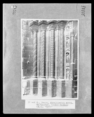 Mittleres Portal der Westfassade: linkes Gewände