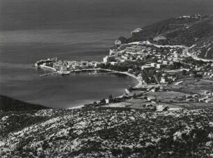 Blick auf Budva, an der Küste Montenegros