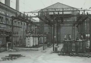 Hirschfelde, Großkraftwerk : Hirschfelde, Großkraftwerk und Kohlenwerk. Großkraftwerk. Freiluftumspannanlage 100 kV, Schaltbrücken und Ölschalter