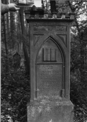 Grabstein 344 (neu: 653)