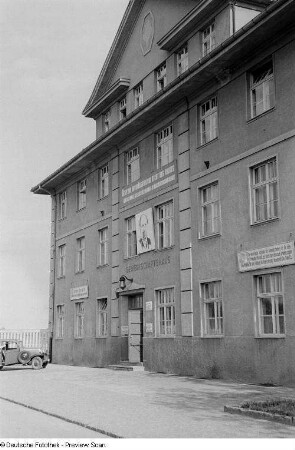 Wurzen, Heinrich-Heine-Straße 20. Gewerkschaftshaus. Straßenansicht