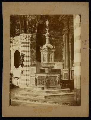 Dom Santa Maria Assunta (Baptisterium San Giovanni), Siena: Taufbrunnen mit Reliefs und Plastiken von Ghiberti, Donatello, della Quercia und Giovanni de Turino