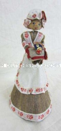 Strohpuppe mit Abzeichen zur Drusha-Trasse
