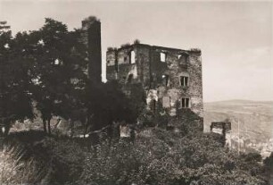 Bei Oberwesel am Rhein. Ansicht der Schönburg, errichtet in der ersten Hälfte des 12. Jh.