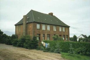 Heidberg: ehemaliges Herrenhaus: Giebelseite: rückwärtige Traufseite