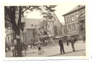 Donopbrunnen. Detmold, Marktplatz. Wiederaufstellung der Nymphe auf den Donopbrunnen. Sammlung Gudrun Frost