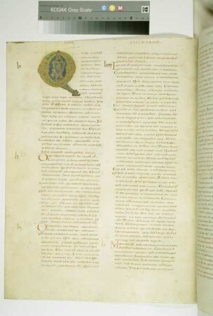 Bernward-Bibel — Schriftseite mit Initiale, Folio fol. 285v