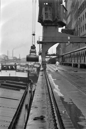 Karlsruher Rheinhafen