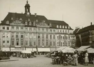 Altes Rathaus & Löwen-Apotheke