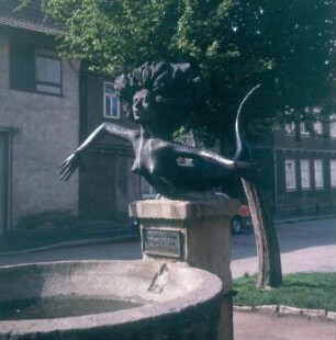 Wasungen. Brunnen
